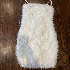 BRAND NEW White Feather Cocktail Dress